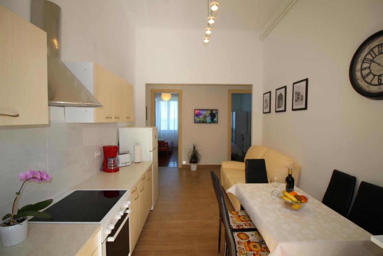 Apartment Old City Porec Exterior photo