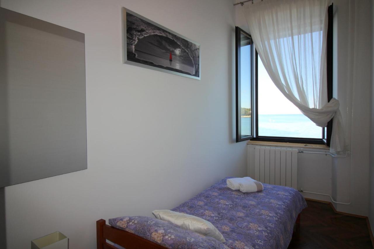 Apartment Old City Porec Exterior photo