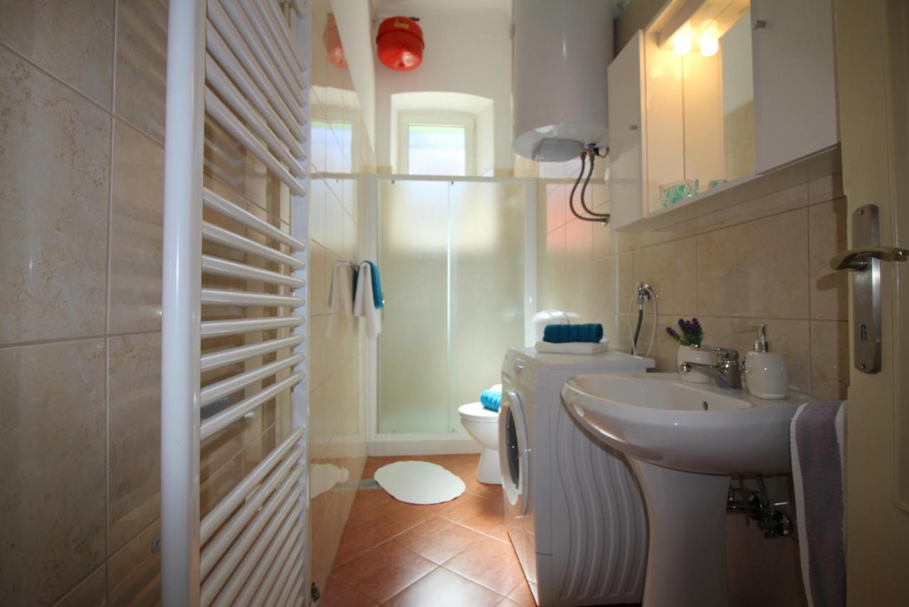 Apartment Old City Porec Exterior photo